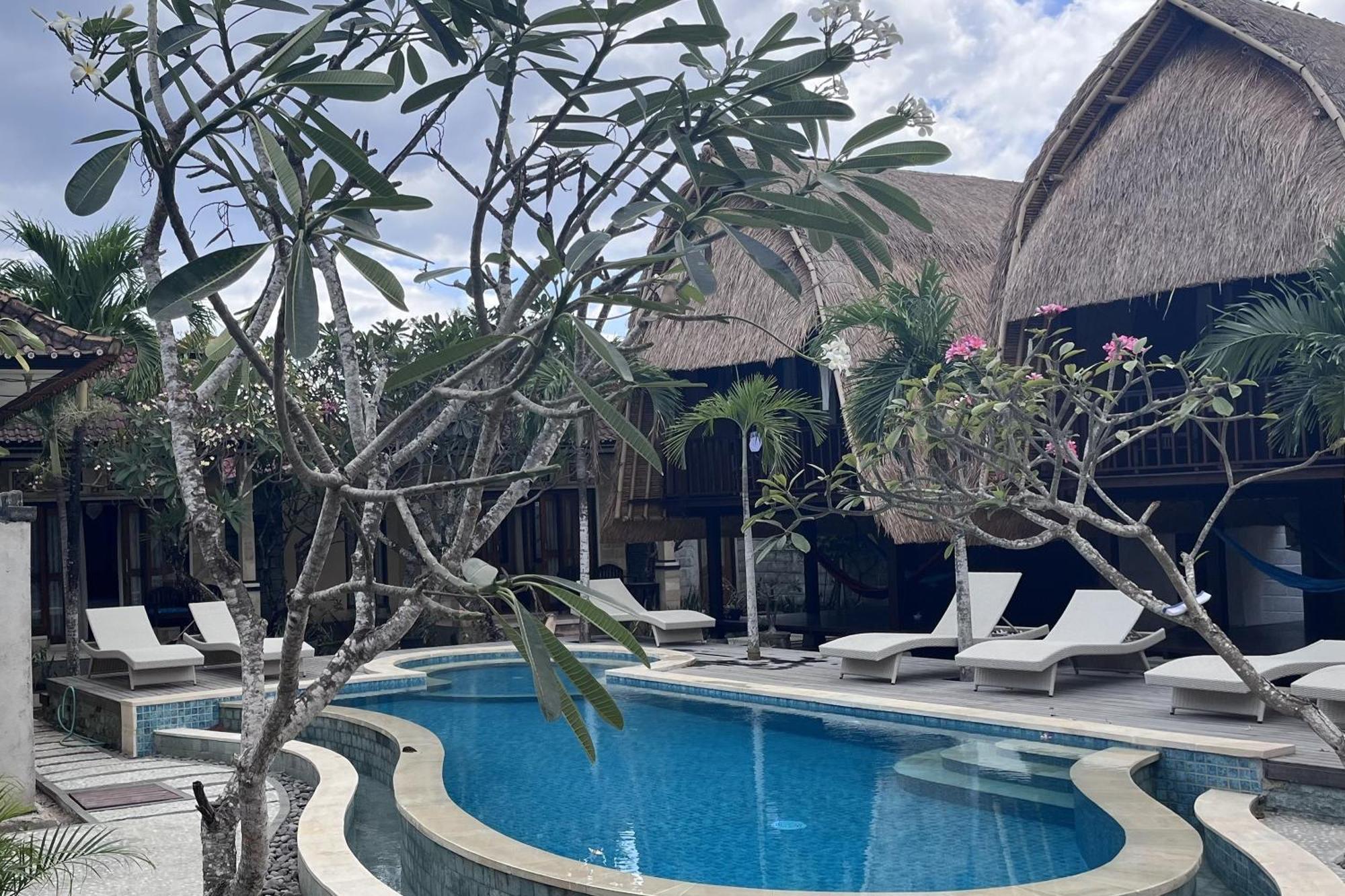 Rama Garden Lembongan Hotel Exterior photo